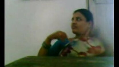 चिंतित माँ उसके बेटे के साथ रसोई हॉलीवुड सेक्सी मूवी इन हिंदी घर में