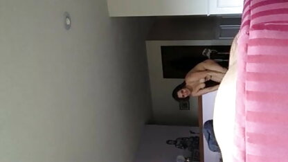परिवार-सौतेला भाई पिछले सेक्सी वीडियो फुल फिल्म दरवाजे के माध्यम से निकल जाता है